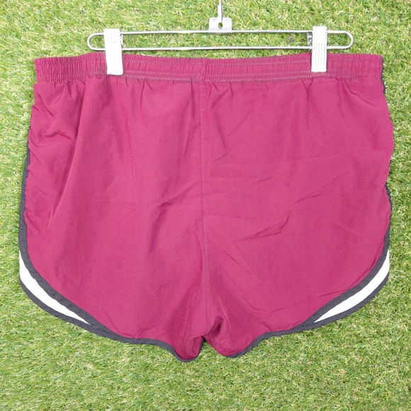 Nike Dri-FIT Running Shorts Maroon White Athletic Gym‎ Workout small Women's - Picture 2 of 7